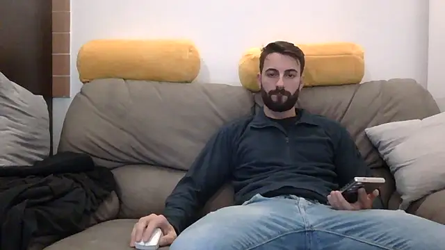 Snapshot of Amicisegreti chatting on March 7, 2026, 9:23 pm Amicisegreti online show from March 7, 2026, 9:23 pm