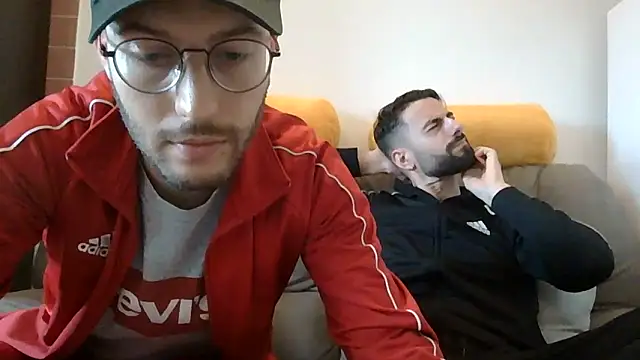 Snapshot of Amicisegreti chatting on March 18, 2026, 11:13 am Amicisegreti online show from March 18, 2026, 11:13 am