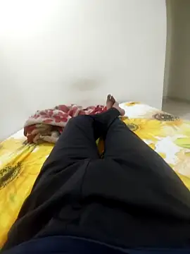 mommylover5 online show from October 23, 2025, 5:01 pm