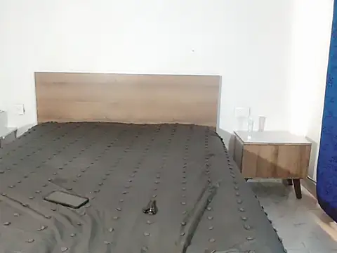 Pamelaebonyyyx online show from April 13, 2026, 3:06 pm