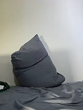 Liarmosca21 online show from November 23, 2025, 2:06 pm