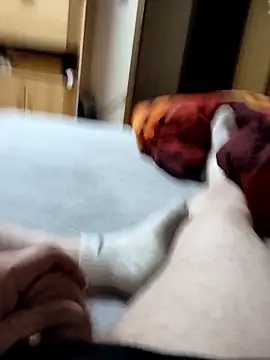 boxerundsocken91 online show from March 4, 2026, 7:53 pm