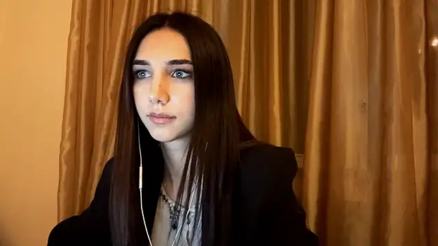 LinaMour online show from September 20, 2025, 10:11 pm