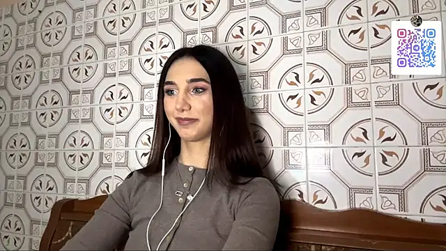 LinaMour online show from November 26, 2025, 10:11 pm