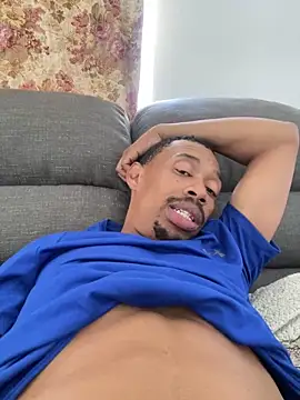 fitsexyman online show from December 19, 2025, 1:07 pm