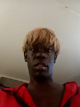 Cocoaversace302 online show from September 9, 2025, 6:35 am