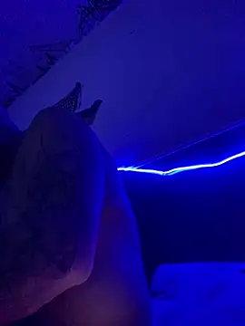 babyke23 online show from March 26, 2026, 4:40 am