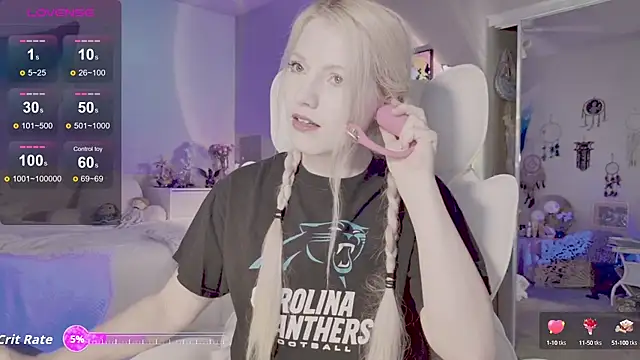 Snapshot of Talulaa chatting on September 25, 2025, 7:28 pm Talulaa online show from September 25, 2025, 7:28 pm