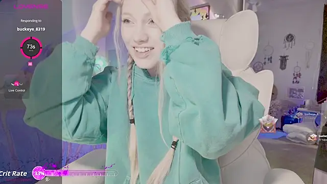 Snapshot of Talulaa chatting on October 27, 2025, 7:29 pm Talulaa online show from October 27, 2025, 7:29 pm