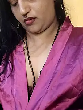 Snapshot of Angel0731 chatting on May 22, 2026, 10:21 am Angel0731 online show from May 22, 2026, 10:21 am