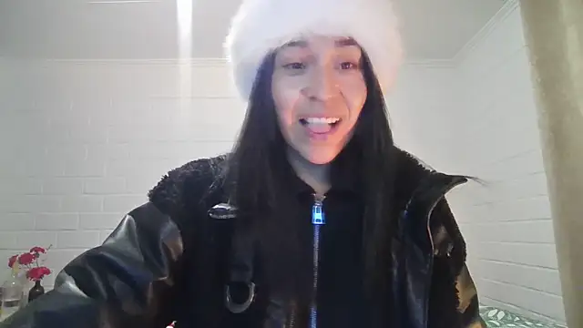 Snapshot of KalosGyne chatting on June 16, 2026, 1:52 am KalosGyne online show from June 16, 2026, 1:52 am