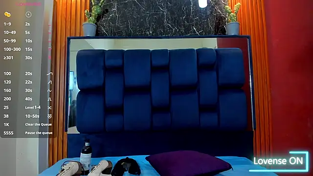 JisooLuv online show from October 25, 2025, 2:56 pm