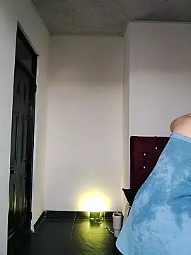 Eva Clark01 online show from November 19, 2025, 11:21 am