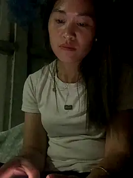 Snapshot of tuyetnhi-00 chatting on October 24, 2025, 2:02 pm tuyetnhi-00 online show from October 24, 2025, 2:02 pm