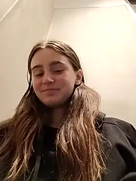 Snapshot of freakylittlebitch69 chatting on September 19, 2025, 12:06 pm freakylittlebitch69 online show from September 19, 2025, 12:06 pm