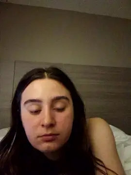 Snapshot of freakylittlebitch69 chatting on October 10, 2025, 3:27 am freakylittlebitch69 online show from October 10, 2025, 3:27 am