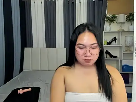 TsUncutKaren online show from March 14, 2026, 6:08 am