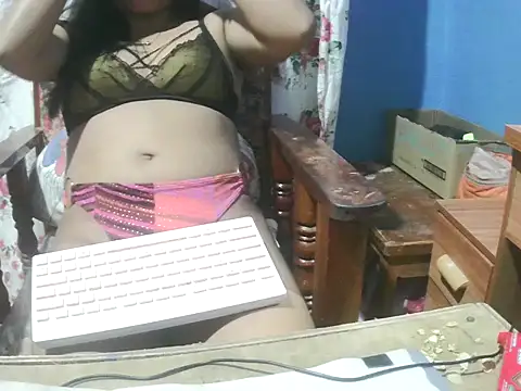 Squirter Pussy89 online show from November 3, 2025, 6:09 pm