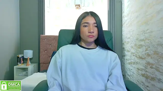 Aurora jones11 online show from September 28, 2025, 4:07 am