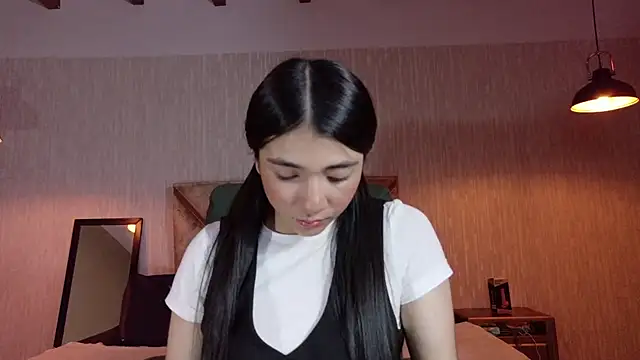 Aurora jones11 online show from October 16, 2025, 3:40 am