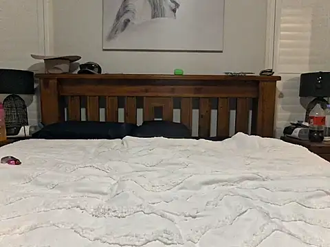 brokecountrylads online show from March 24, 2026, 1:05 pm