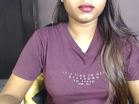 Snapshot of hot_riaa25 chatting on May 30, 2026, 5:54 pm hot riaa25 online show from May 30, 2026, 5:54 pm