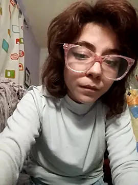 Snapshot of queencobra18_ chatting on November 21, 2025, 4:00 am queencobra18 online show from November 21, 2025, 4:00 am