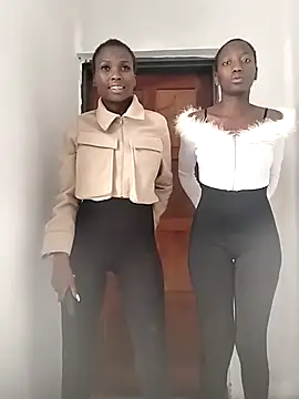 Melanin2002 online show from April 24, 2026, 10:07 am