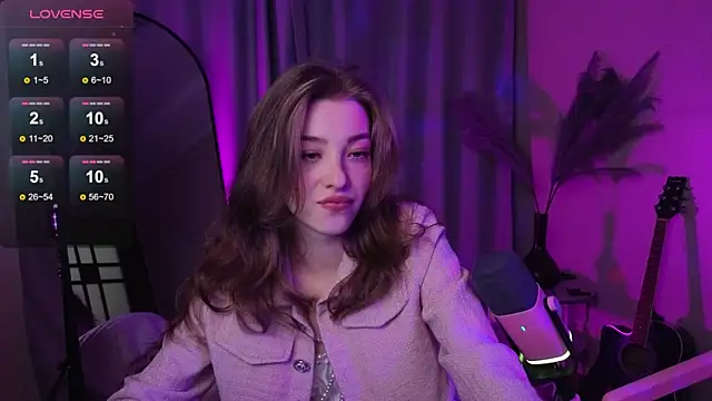 AstraMist online show from September 21, 2025, 2:08 pm