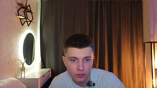 Denisx444 online show from February 12, 2026, 11:27 am