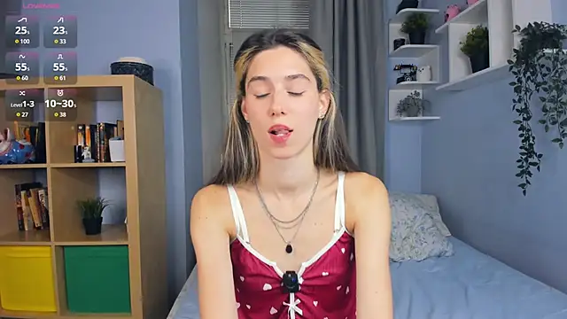 AntonettaTarring online show from October 10, 2025, 7:29 am