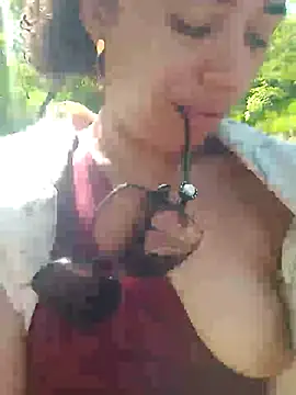 Snapshot of charlotte_dante212 chatting on May 31, 2026, 7:48 pm charlotte dante212 online show from May 31, 2026, 7:48 pm