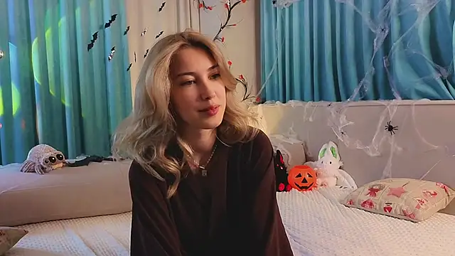 AngelicRice online show from October 30, 2025, 11:11 am