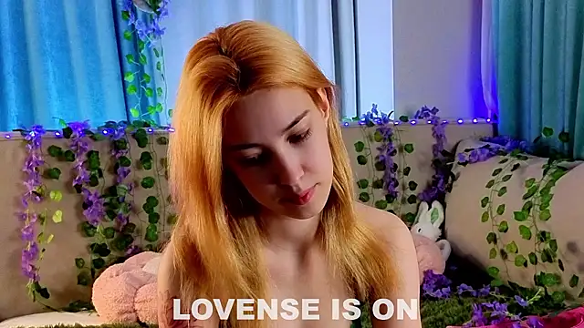 AngelicRice online show from February 11, 2026, 1:27 pm