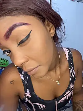 zaracollins01 online show from March 10, 2026, 1:05 pm