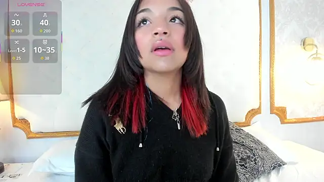 Manelyk evanss  online show from October 2, 2025, 10:55 am