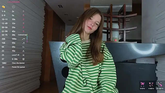 Snapshot of DongMolt chatting on September 14, 2025, 5:45 pm DongMolt online show from September 14, 2025, 5:45 pm