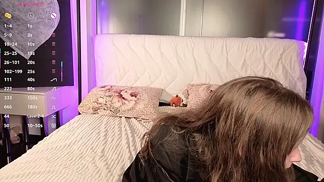 Snapshot of DongMolt chatting on September 23, 2025, 6:11 pm DongMolt online show from September 23, 2025, 6:11 pm