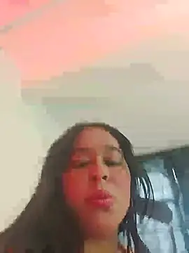 Snapshot of Aleg556778 chatting on May 15, 2026, 9:44 pm Aleg556778 online show from May 15, 2026, 9:44 pm