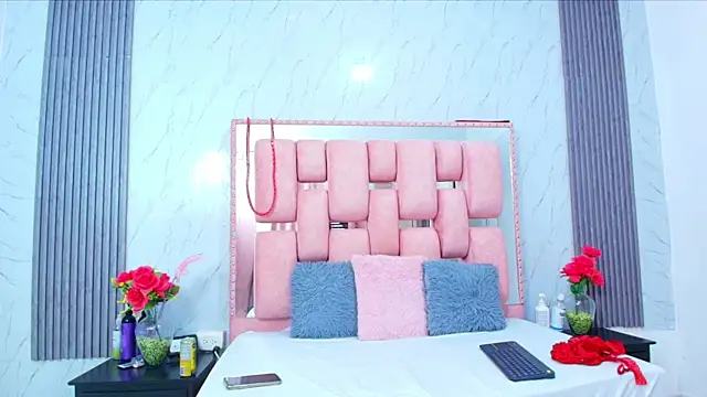 Snapshot of SofiaSommers chatting on November 10, 2025, 7:13 pm SofiaSommers online show from November 10, 2025, 7:13 pm