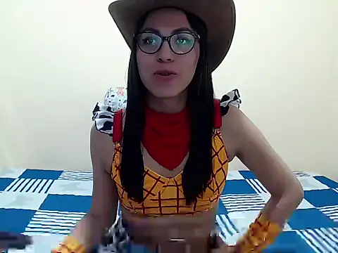 Snapshot of missblu chatting on December 3, 2025, 5:44 pm missblu online show from December 3, 2025, 5:44 pm