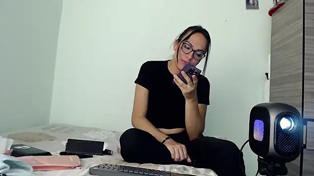 Snapshot of missblu chatting on January 9, 2026, 8:32 pm missblu online show from January 9, 2026, 8:32 pm