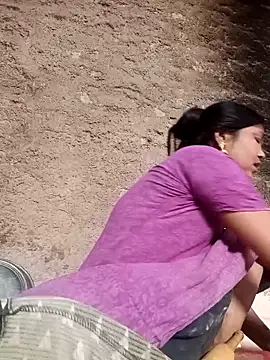 Snapshot of Rashili_jaan chatting on April 13, 2026, 2:50 am Rashili jaan online show from April 13, 2026, 2:50 am