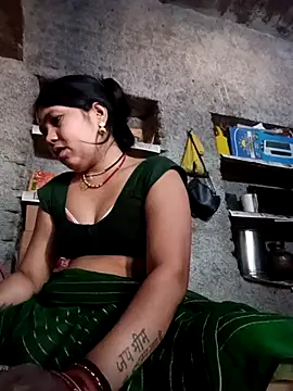 Snapshot of Rashili_jaan chatting on May 13, 2026, 2:20 am Rashili jaan online show from May 13, 2026, 2:20 am