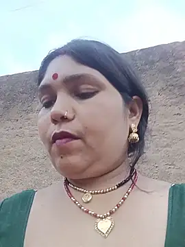 Snapshot of Rashili_jaan chatting on June 16, 2026, 1:36 pm Rashili jaan online show from June 16, 2026, 1:36 pm