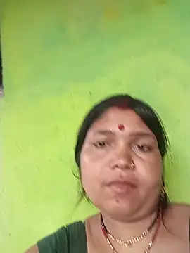 Snapshot of Rashili_jaan chatting on June 25, 2026, 2:33 am Rashili jaan online show from June 25, 2026, 2:33 am