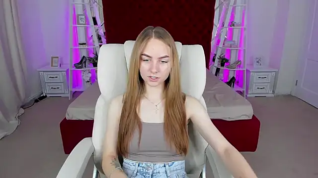 MilaAddams online show from May 23, 2026, 6:01 pm