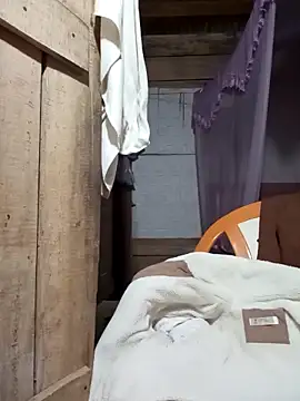 LucyyLy online show from March 12, 2026, 12:50 am