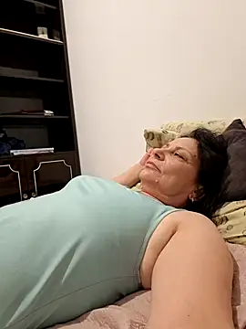 Snapshot of jessyca_ chatting on November 5, 2025, 8:31 pm jessyca online show from November 5, 2025, 8:31 pm