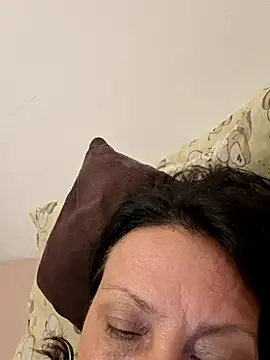 Snapshot of jessyca_ chatting on November 10, 2025, 10:42 pm jessyca online show from November 10, 2025, 10:42 pm